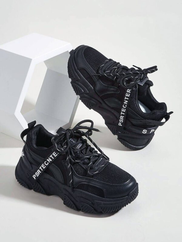 Chunky sneakers women