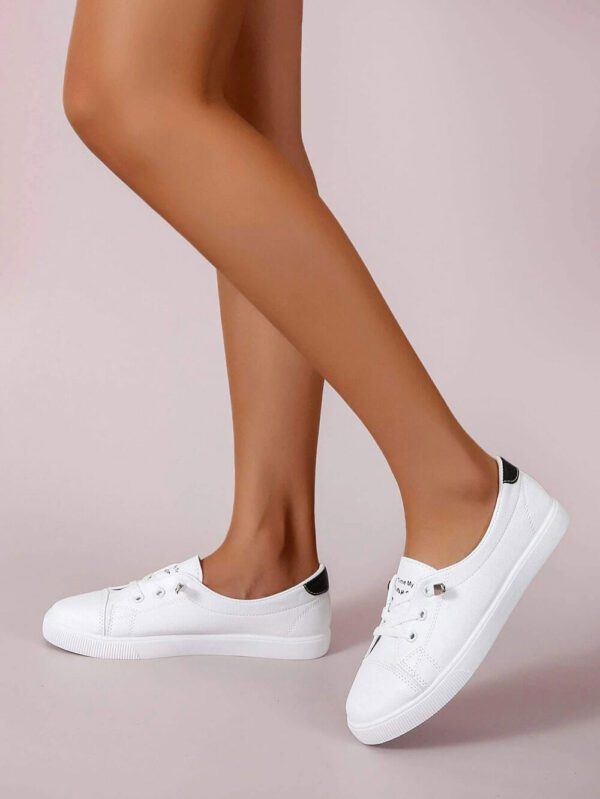 Vans trainers in white