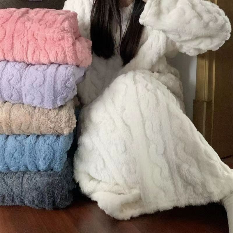 Winter Coral Fleece Women's Nightgown – Warm & Cozy Home Sleepwear - Image 10